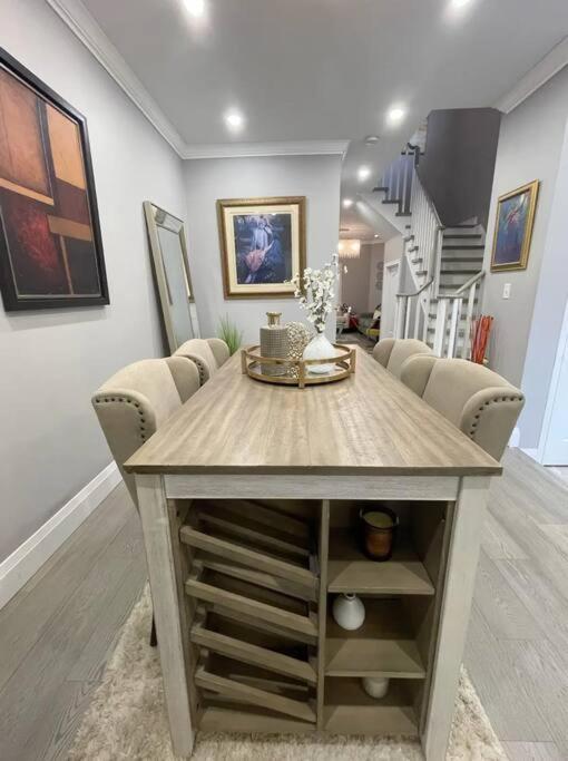 Elegant & Luxurious 3 Bedroom Home 密西沙加 外观 照片